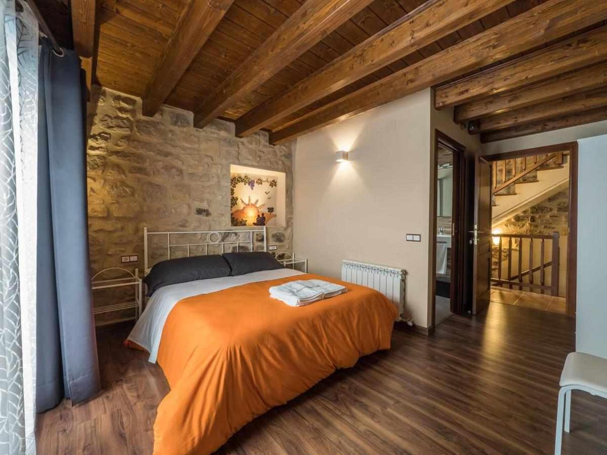 Casa Rural Lo Niu Caseras Exteriér fotografie