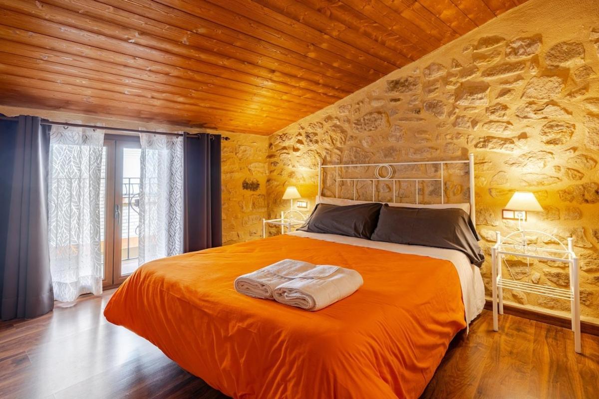 Casa Rural Lo Niu Caseras Exteriér fotografie